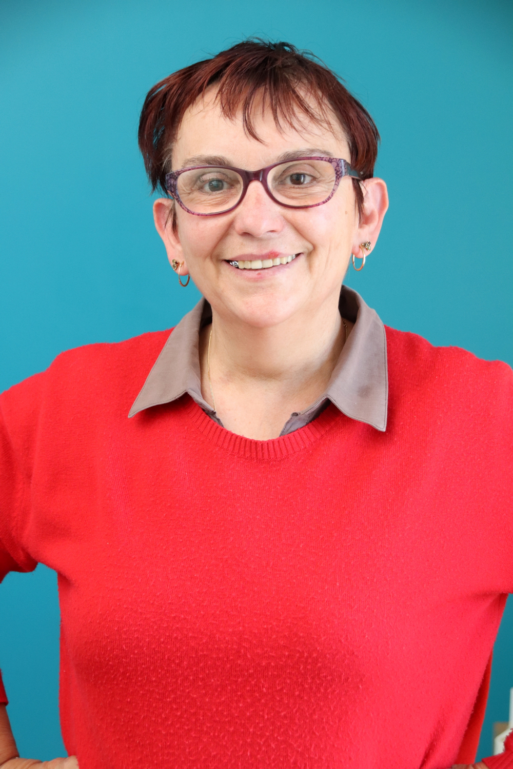 Relooking visage de Hugon à Marans - 60 ans