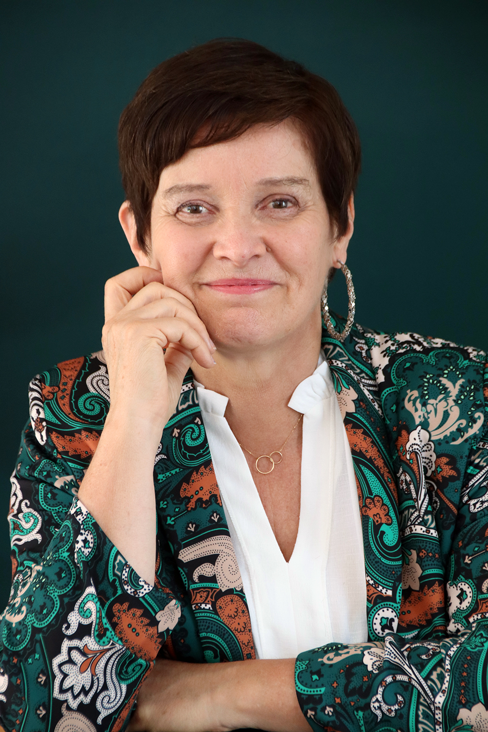 Relooking complet de Sylvie à Surgeres - 63 ans