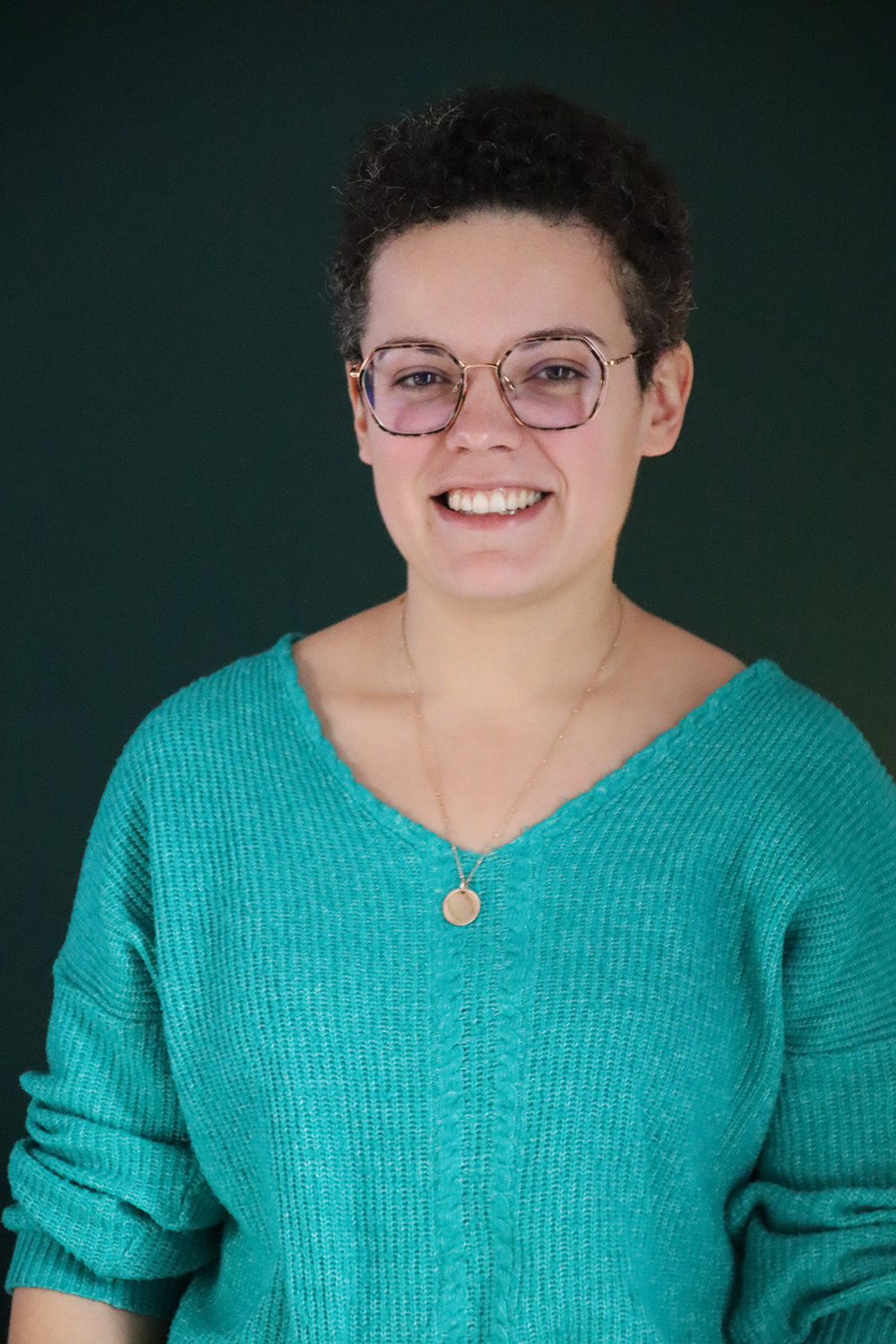 Relooking visage de Souane à Les Herbiers - 28 ans