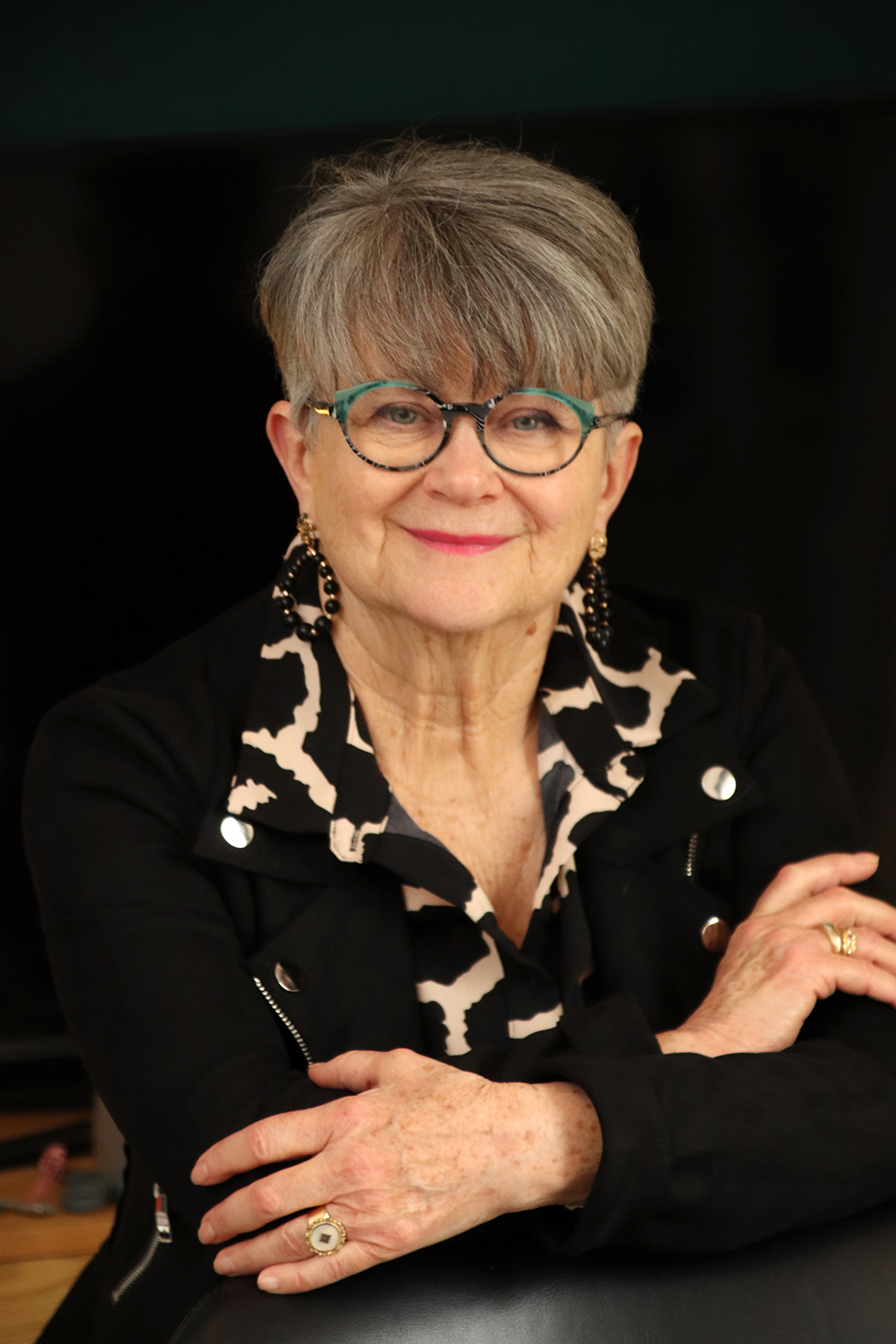 Relooking complet de Helene à Niort - 68 ans