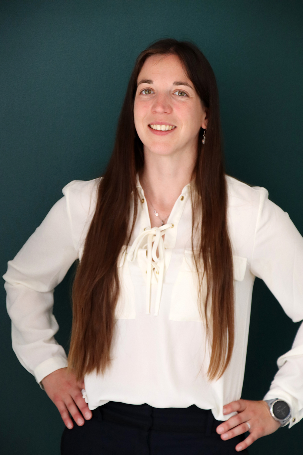 Relooking visage de Sandrine à Saint Rogatien - 30 ans