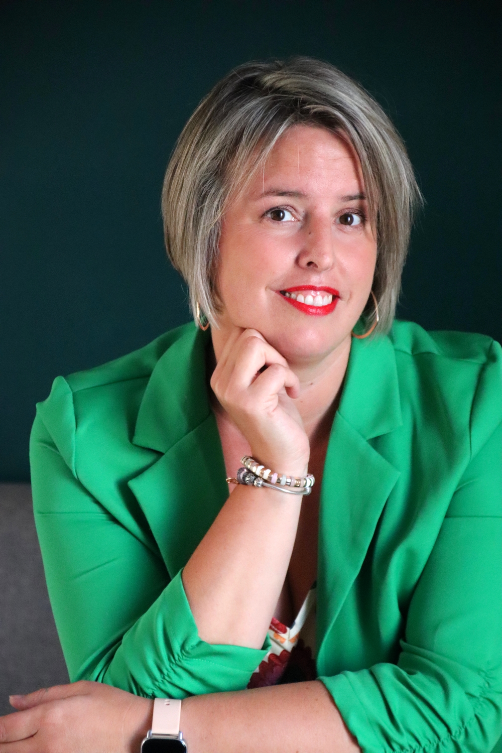 Relooking visage de Cathy en Vendee - 40 ans