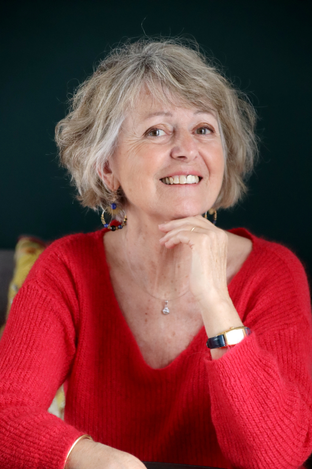 Relooking visage de Marie France en Vendee - 73 ans