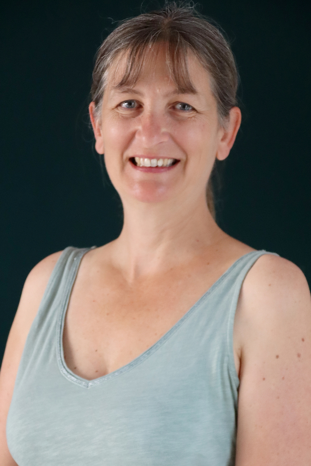 Relooking visage de Tifenn à Niort - 50 ans