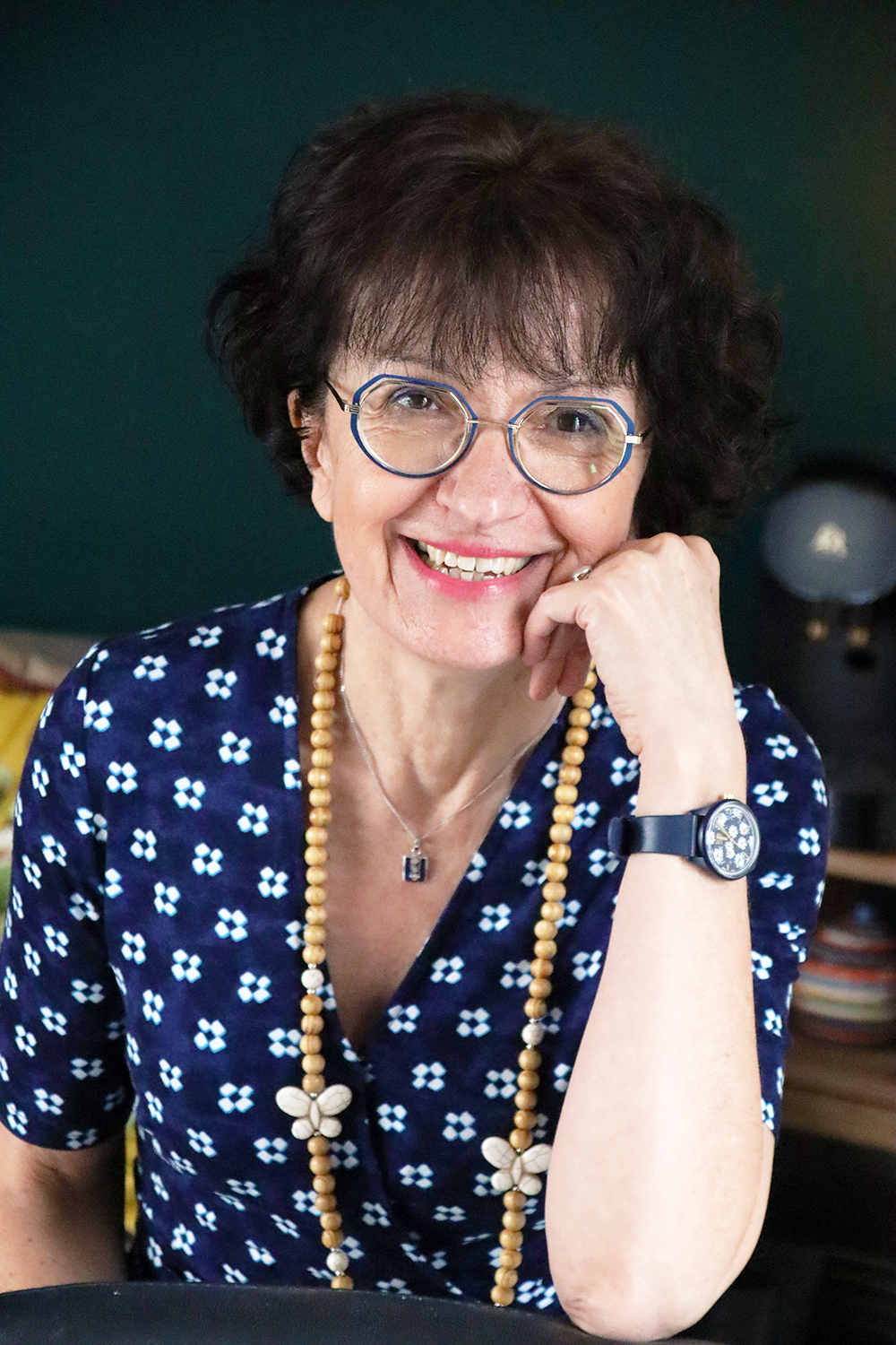 Relooking visage de Beatrice à Niort - 62 ans