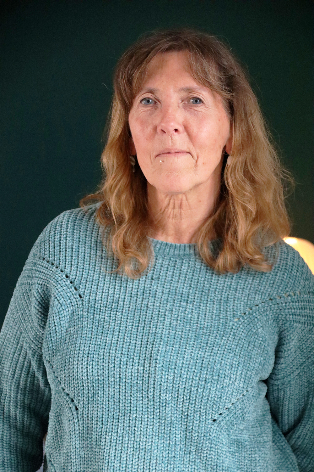 Relooking visage de Corinne à Saintes - 60 ans