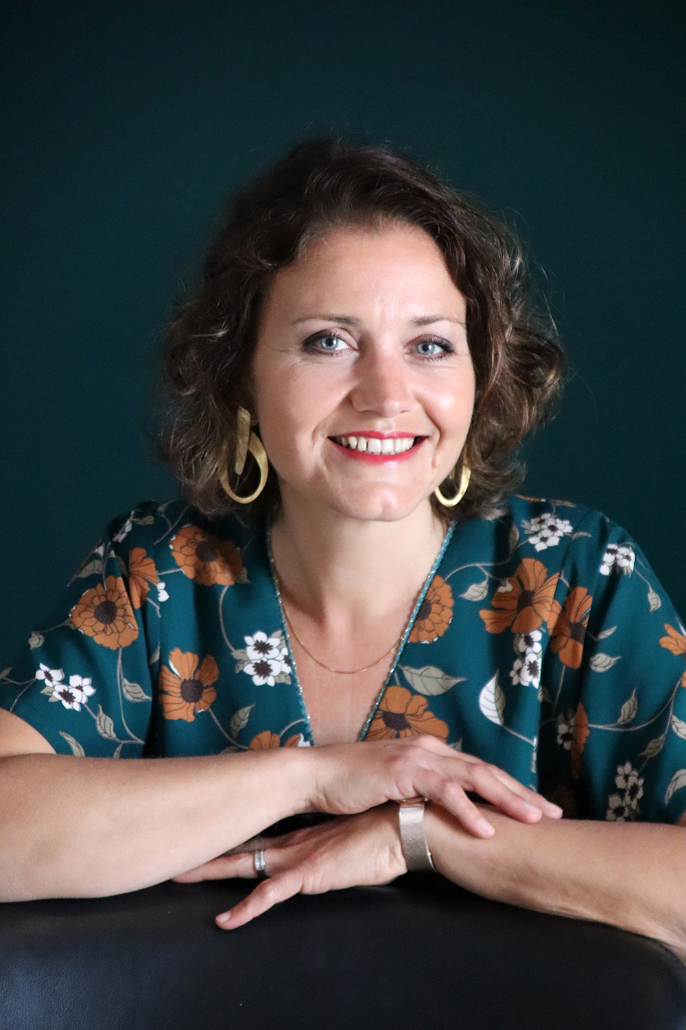 Relooking visage de Aurelie à Saintes - 43 ans