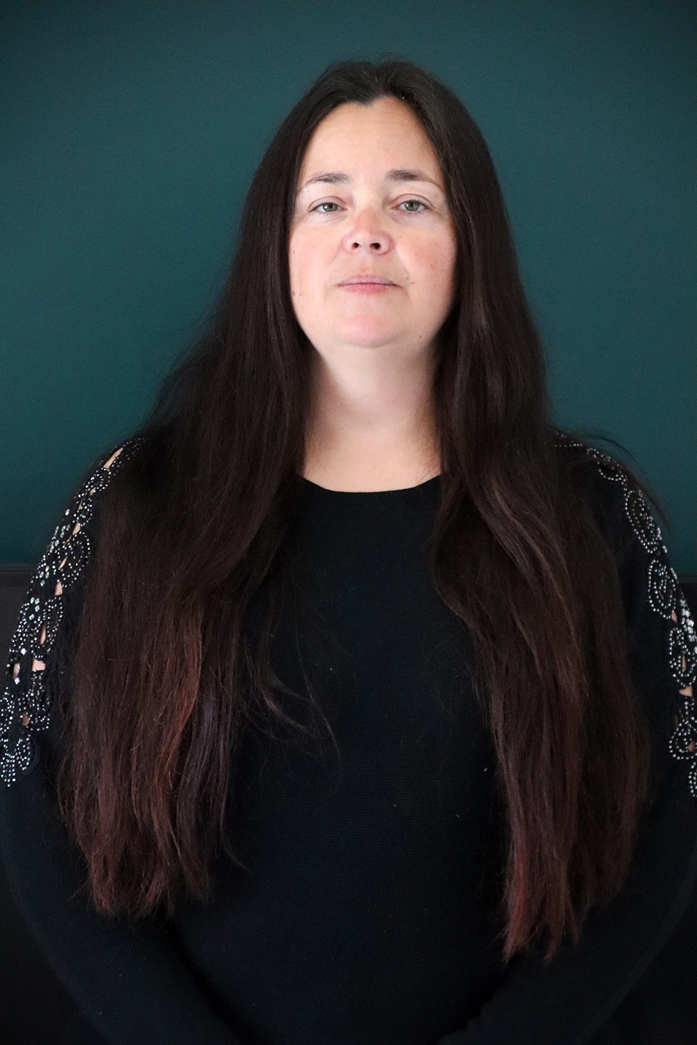 Relooking visage de Nadege en Charente - 43 ans