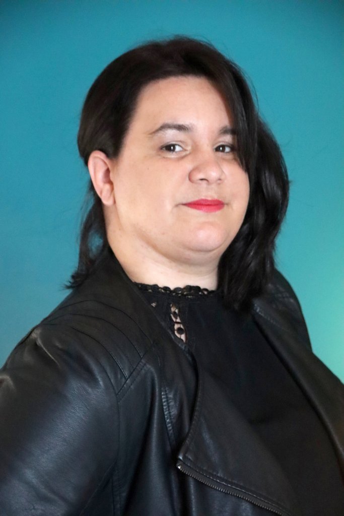 Relooking visage de Anne Laure à La Creche - 29 ans