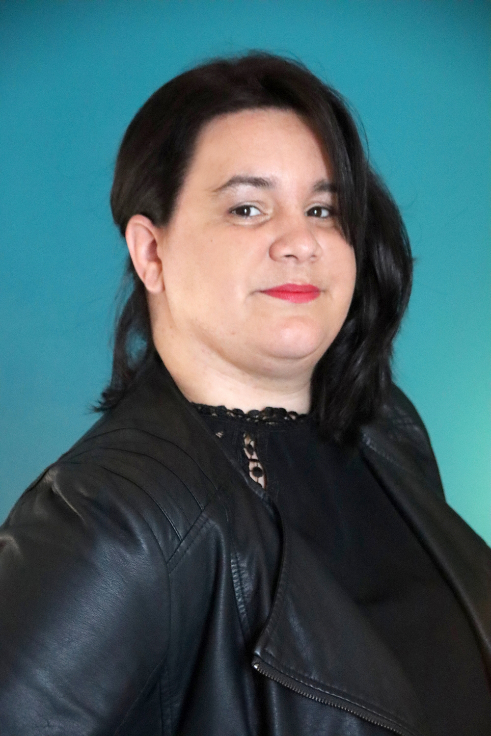 Relooking visage de Anne Laure à La Creche - 29 ans