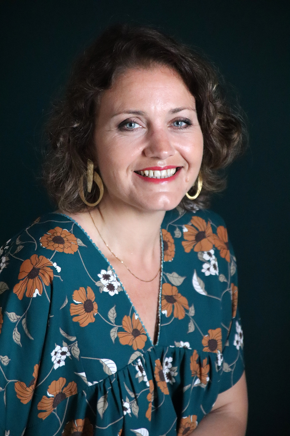 Relooking visage de Aurelie à Saintes - 43 ans