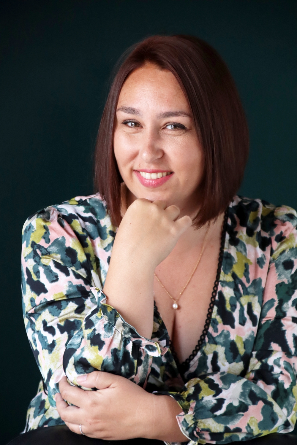 Relooking visage de Cloe à Royan - 35 ans