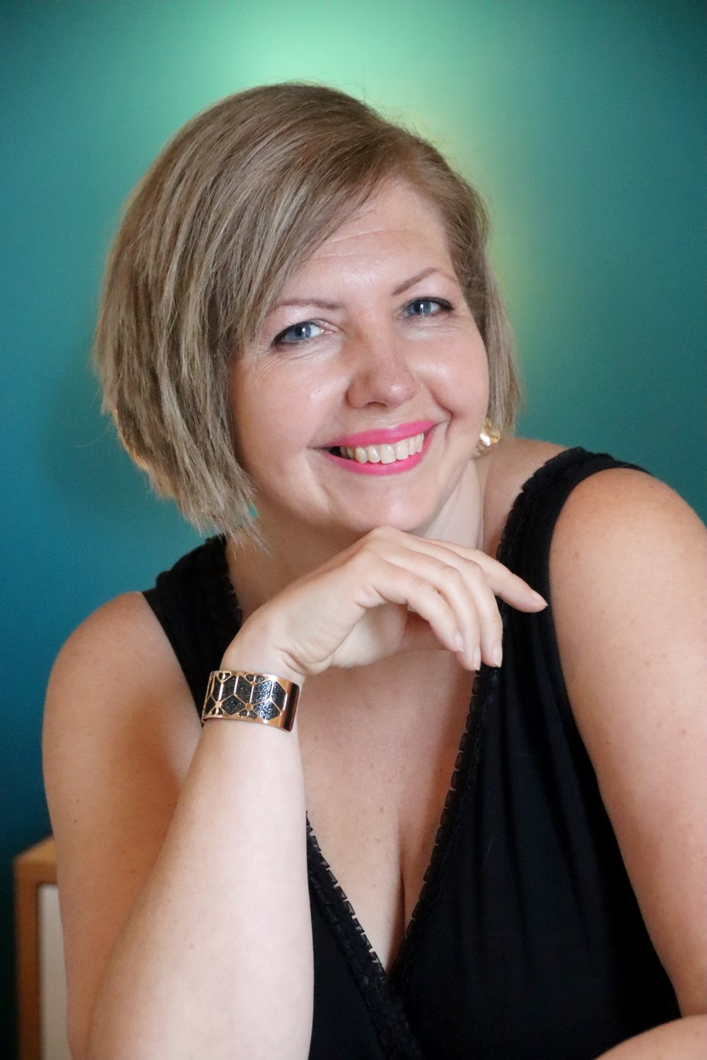 Relooking visage de Melaine à Larochelle - 44 ans