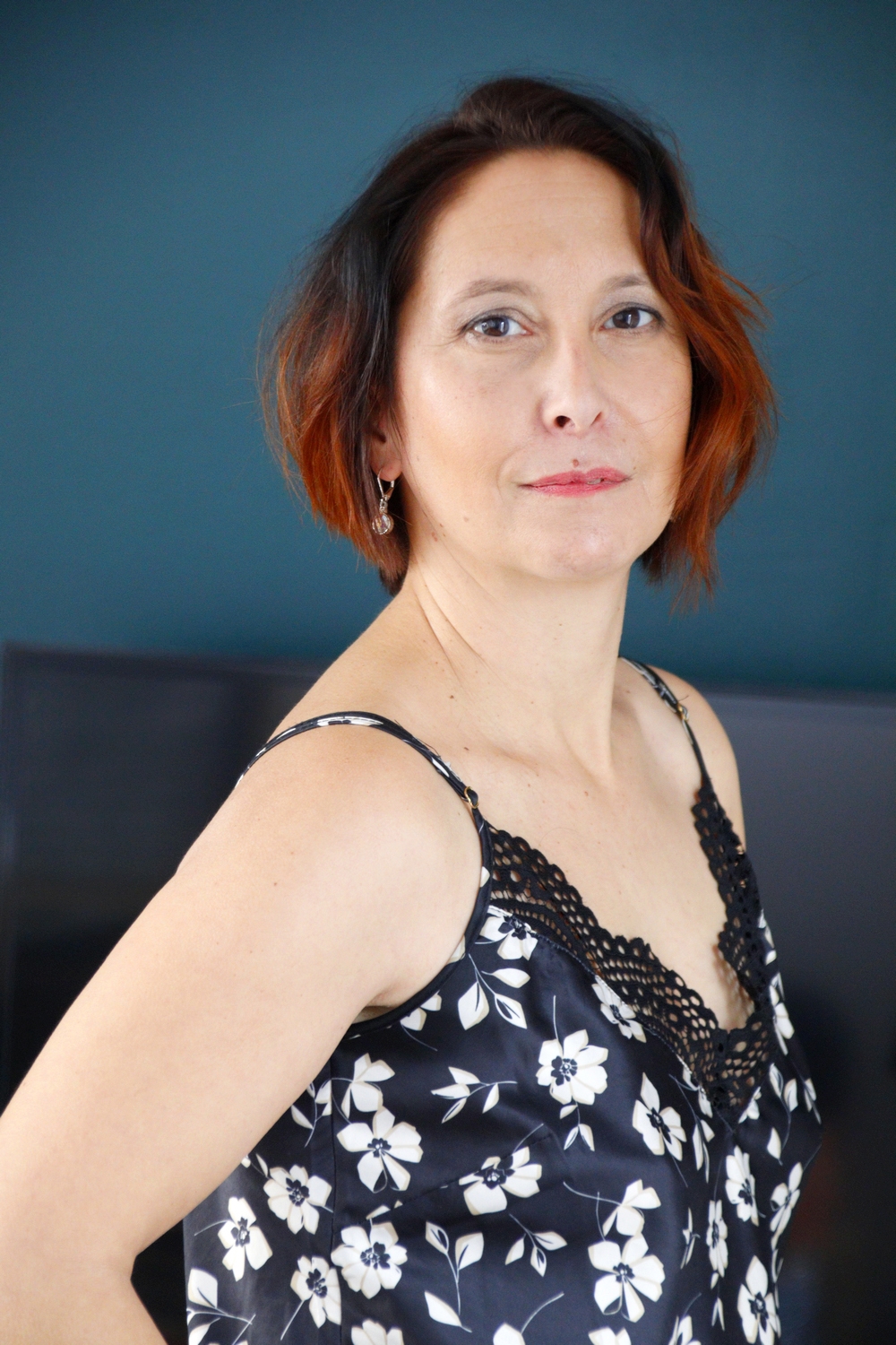 Relooking visage de Sonia à Saint Christophe - 44 ans